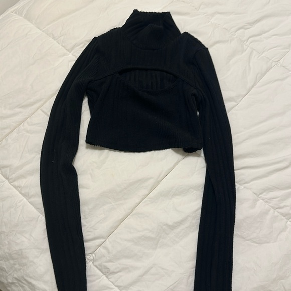 Black sweater crop top - Picture 1 of 3